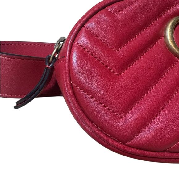 Gucci Red Chevron Quilted Matelasse Leather GG Marmont Waist Belt Bag Auth - Picture 9 of 16